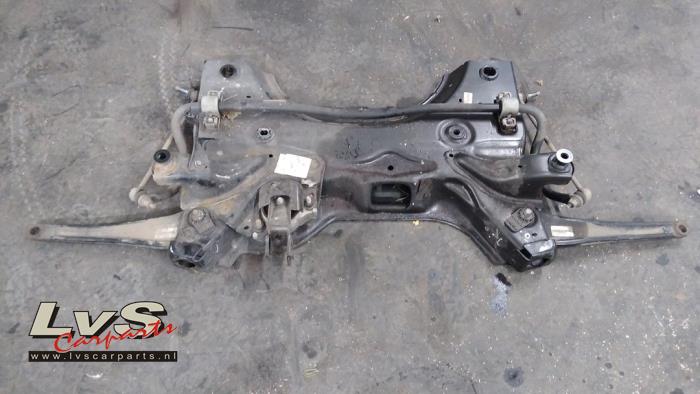 Opel Vivaro Subframe
