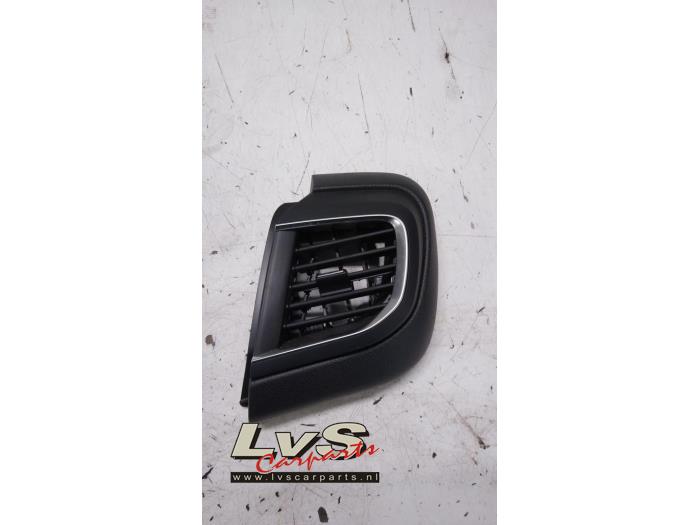 Opel Vivaro Dashboard vent