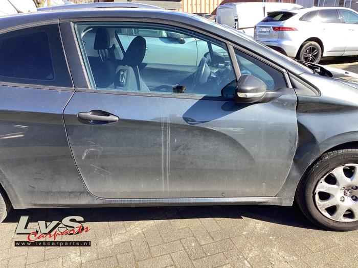 Peugeot 208 Portière 2portes droite