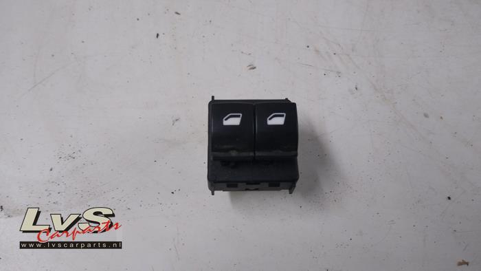 Citroen C4 Cactus Electric window switch