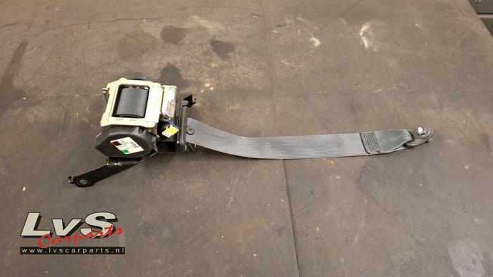 Nissan Micra Tendeur de ceinture arrière droit