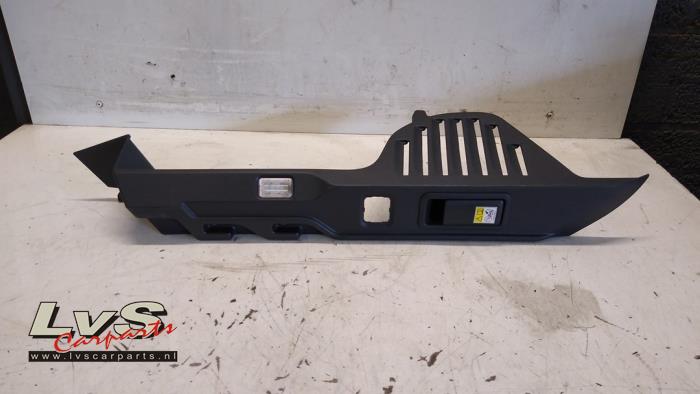 Jaguar F-Pace Support plage arrière