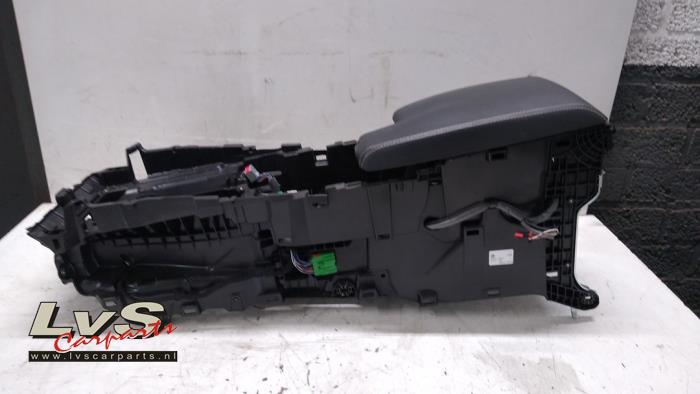 Jaguar F-Pace Accoudoir