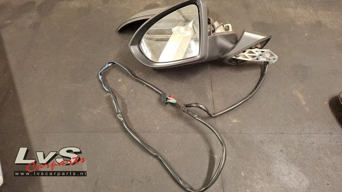 Volkswagen Golf Sportsvan Wing mirror, left