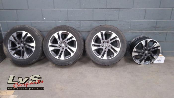 Opel Vivaro Kit jantes + pneumatiques