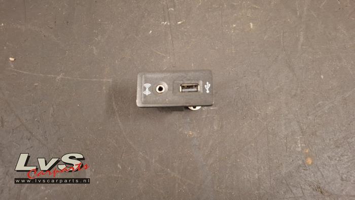 Volkswagen Golf Sportsvan Connexion USB