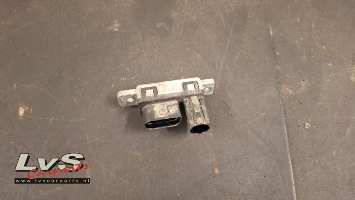Jaguar F-Pace Glow plug relay