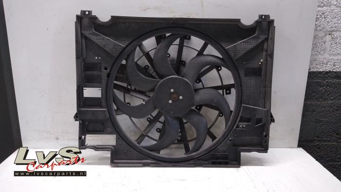 Jaguar F-Pace Cooling fans