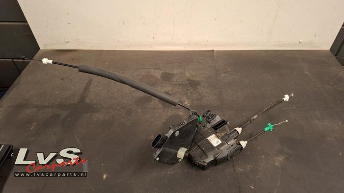 Jaguar F-Pace Deurslot Mechaniek 4Deurs links-voor