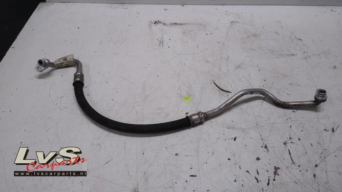 Jaguar F-Pace Air conditioning line