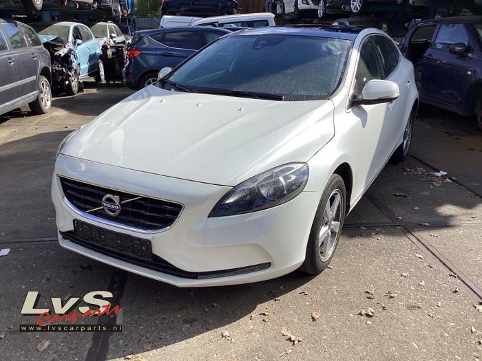Volvo V40 Voorkop compleet