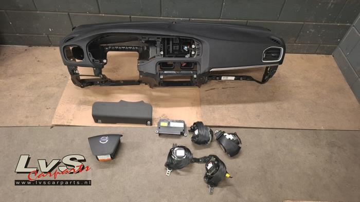 Volvo V40 Airbag set + dashboard