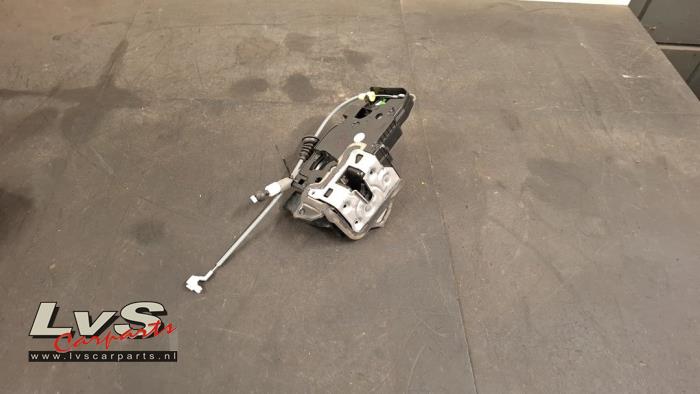 Mercedes CLA Deurslot Mechaniek 4Deurs links-voor