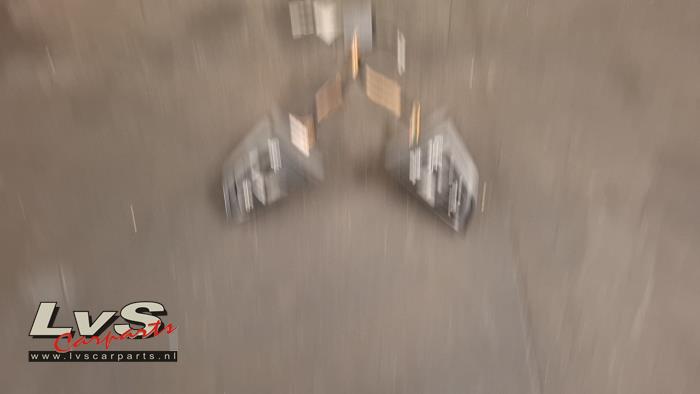 Opel Ampera Steering wheel mounted radio control