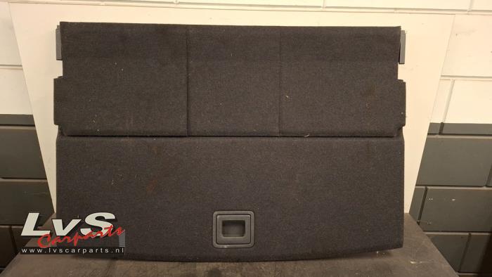 Volkswagen Golf Sportsvan Plaque sol coffre