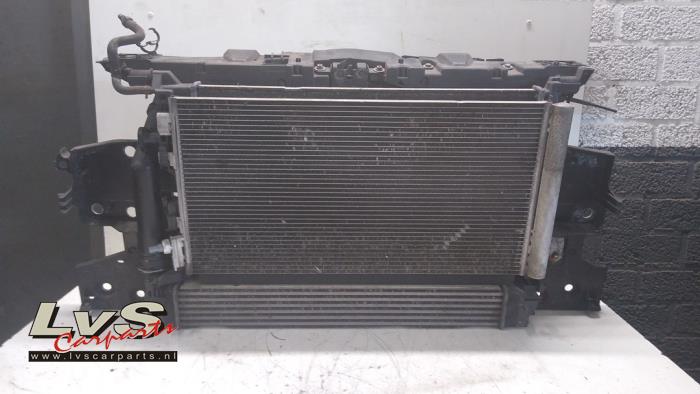 Renault Megane Frontpaneel