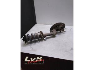 Gebruikte Schokdemperpoot rechts-voor Audi Q3 (8UB/8UG) 2.0 TDI 16V 177 Quattro Prijs € 122,00 Margeregeling aangeboden door LvS Carparts
