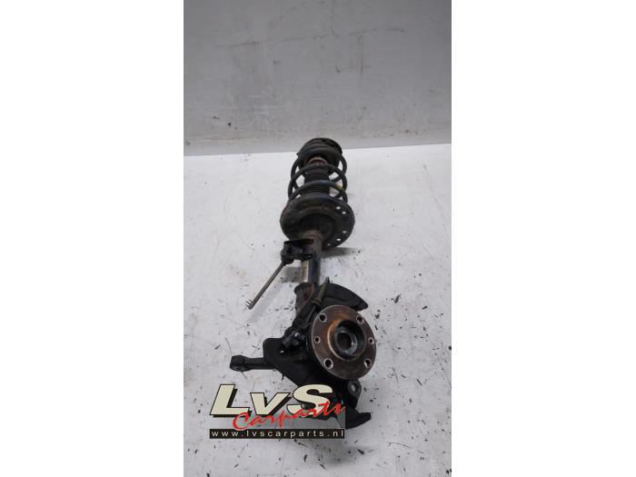 Fiat 500 Stoßdämpferstrebe rechts vorne