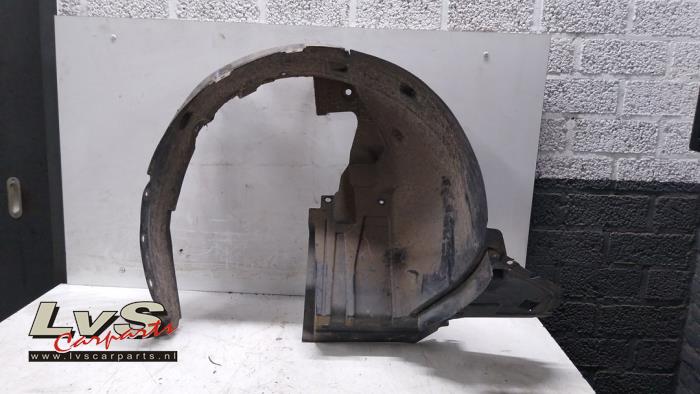 Nissan Micra Radkasten