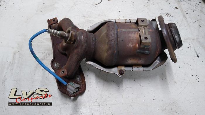 Nissan Micra Uitlaatspruitstuk + katalysator