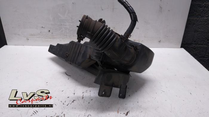 Kia Rio Luftfiltergehäuse