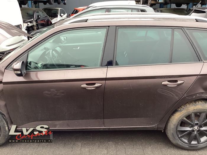 Skoda Fabia Rear door 4-door, left