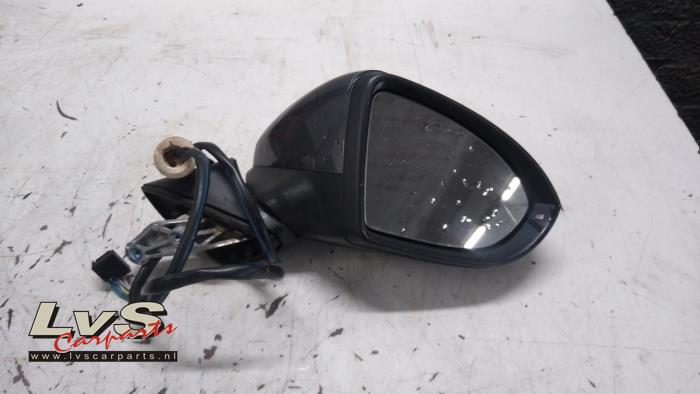 Volkswagen Golf Sportsvan Wing mirror, right
