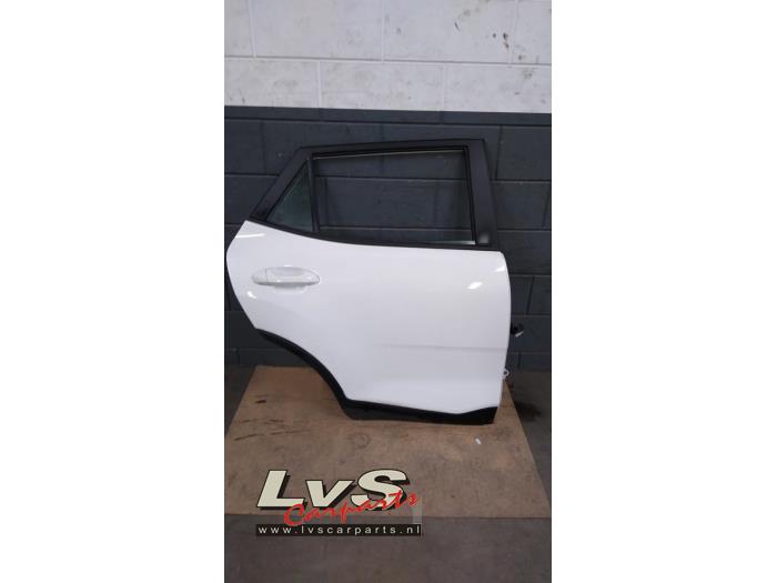 Kia Stonic Tür 4-türig rechts hinten