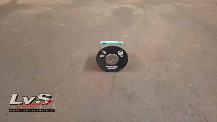 Kia Stonic Airbag commutateur