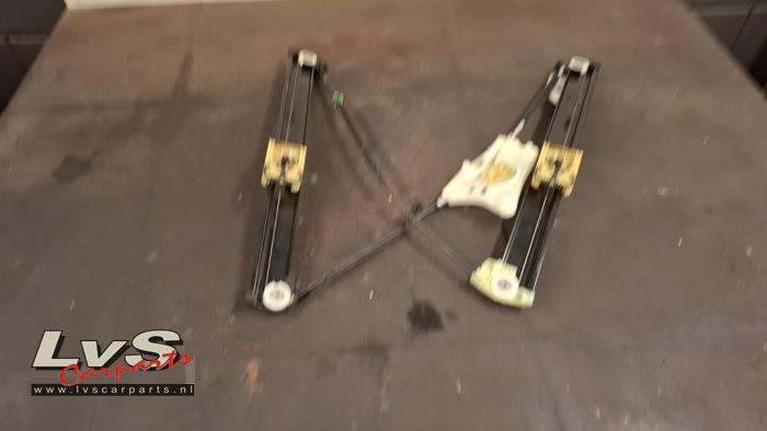 Seat Arona Ruitmechaniek 4Deurs links-voor