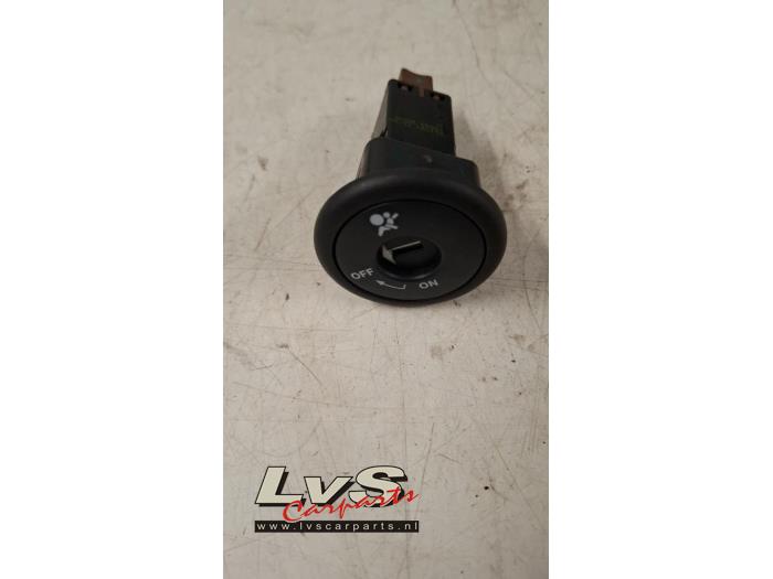Nissan Micra Airbag commutateur