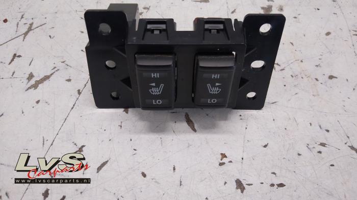 Nissan Pulsar Commutateur chauffage siège