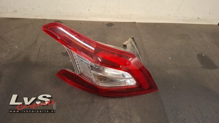 Peugeot 308 Achterlicht links