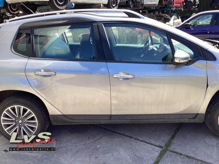 Peugeot 2008 Portière 4portes avant droite