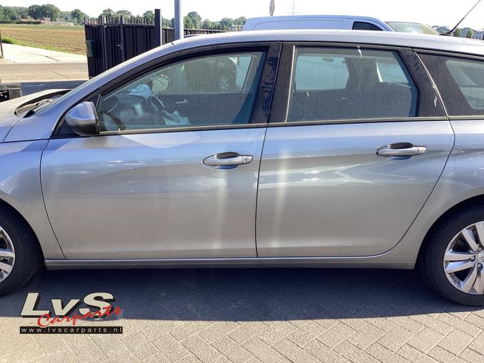 Peugeot 308 Portière 4portes avant gauche