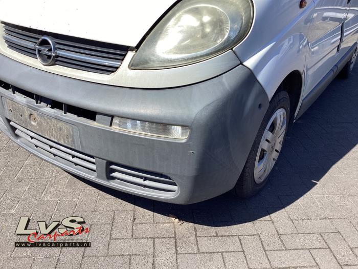 Opel Vivaro Front bumper