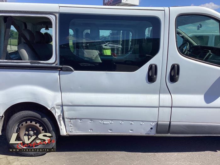 Opel Vivaro Sliding door, right