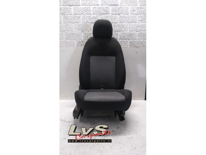 Fiat Doblo Siège droit