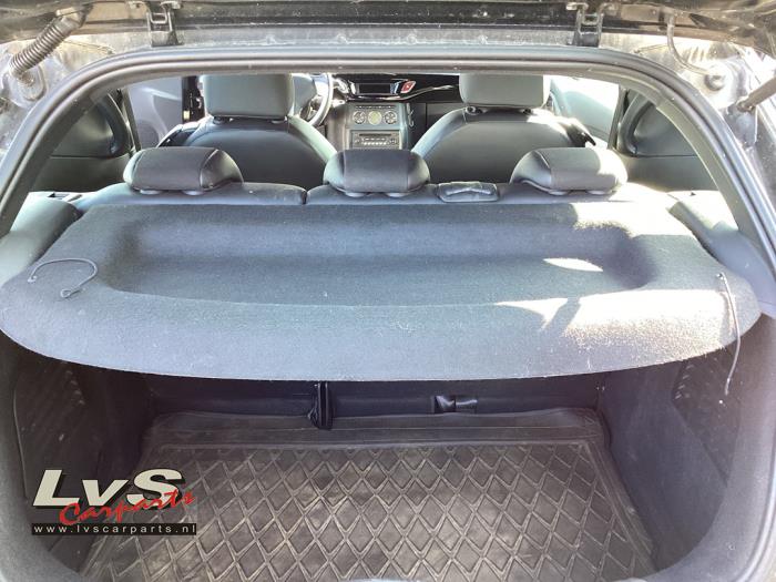 Citroen DS3 Plage arrière