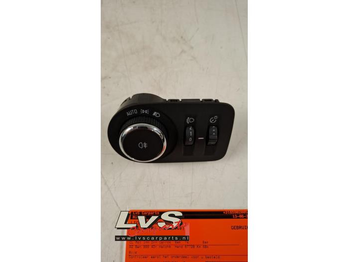 Opel Astra Commutateur lumière