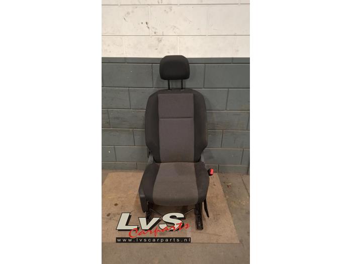 Toyota Pro-Ace City Siège droit