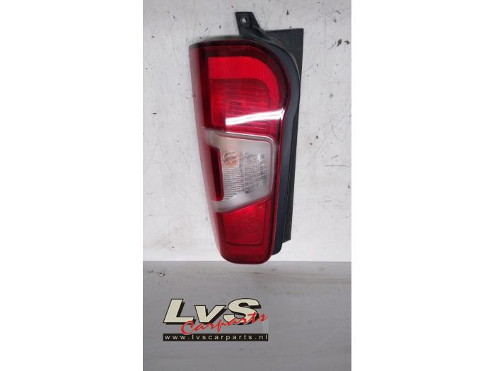 Toyota Pro-Ace City Feu arrière droit