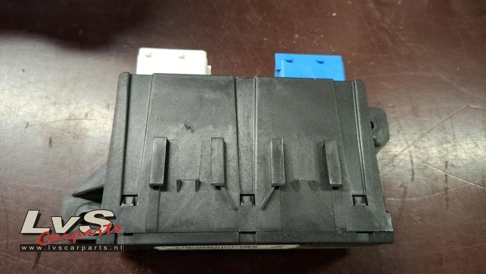 Citroen C4 Picasso Central door locking module