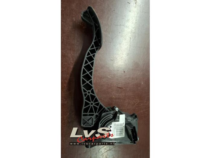 Citroen C4 Picasso Accelerator pedal