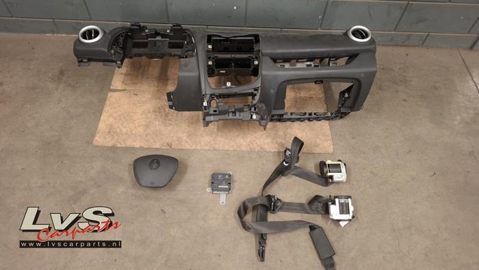 Renault Clio Airbag-Set + Armaturenbrett