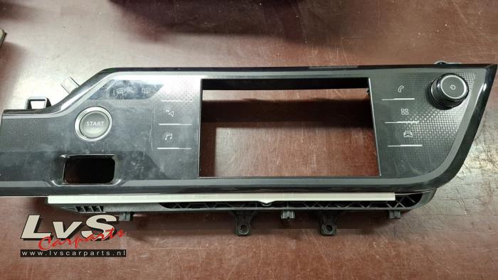 Citroen C4 Picasso Multi-media control unit