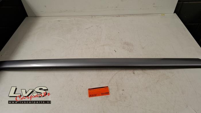 Citroen C4 Picasso Frontscreen frame