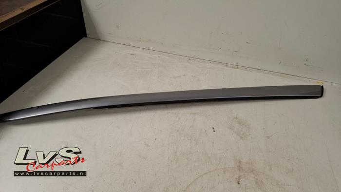 Citroen C4 Picasso Frontscreen frame