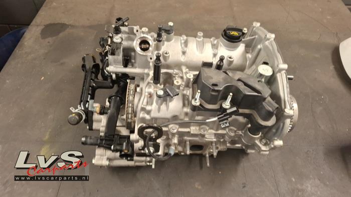 Ford Fiesta Cylinder head