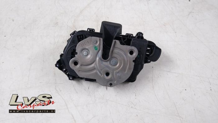 Volkswagen Caddy Schuifdeur Slotmechaniek rechts